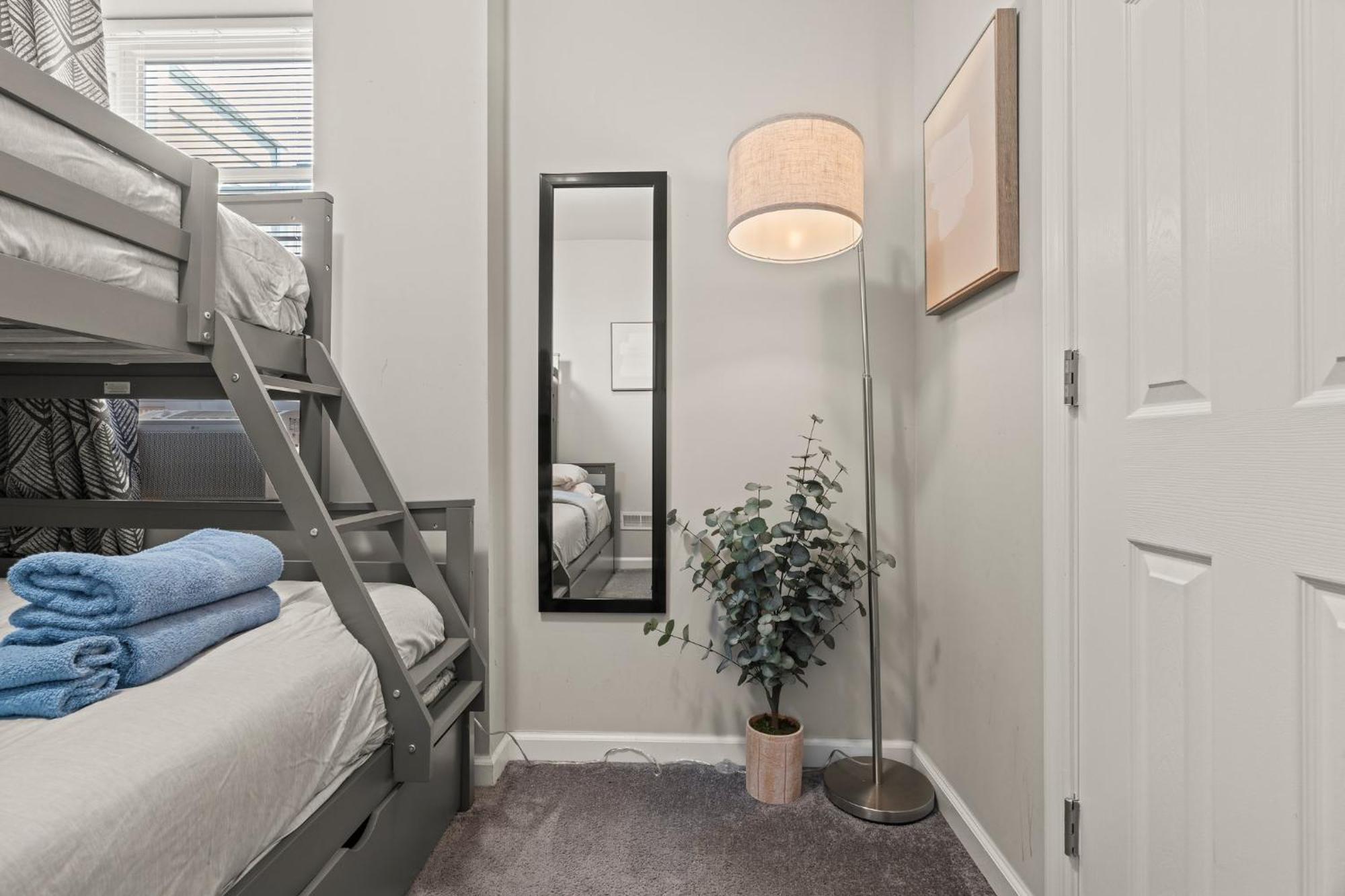 Uptown Gem! A Family Home Free Early Check-In! فيلادلفيا المظهر الخارجي الصورة